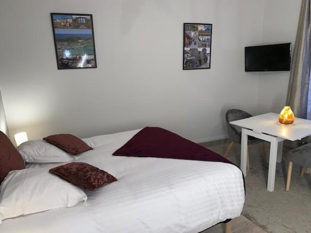 Appartement Rez De Chaussee Gold Beach 바이외 외부 사진